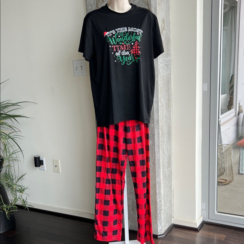 Source Unknown Black and Red Kids Pajama Set